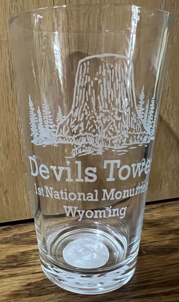 Devils Tower Clear Pint Glass